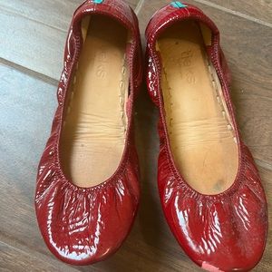 Patent red tieks size 7.